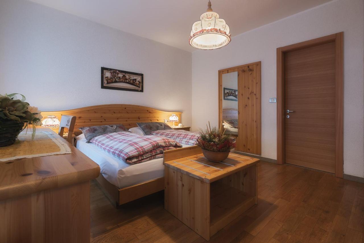 Dolomiti Hotel Cozzio Madonna Esterno foto