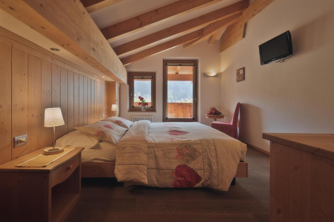 Dolomiti Hotel Cozzio Madonna Esterno foto